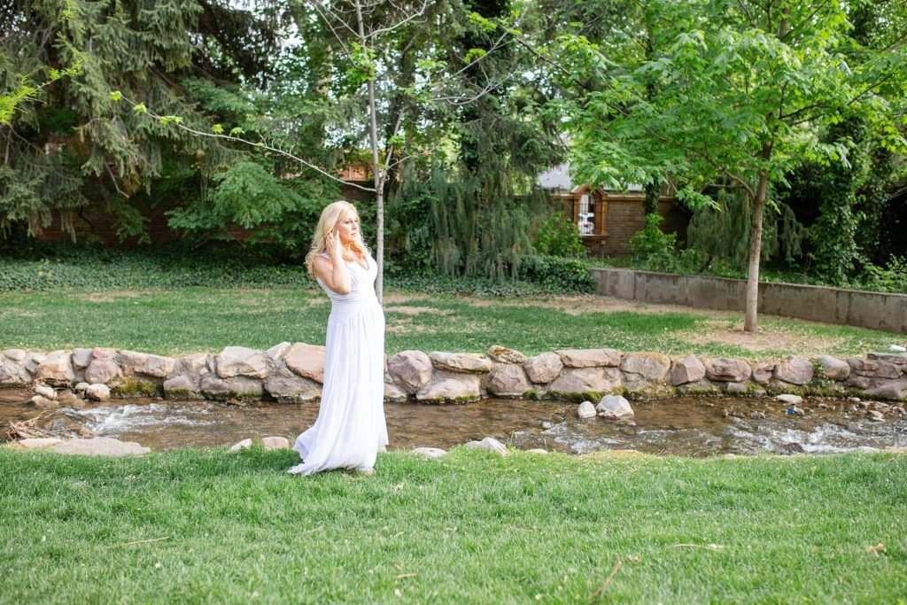 Garden Park Ward Bridals, Older Bride bridals, bohemian bride, vegas bride, tropical bouquet, spring wedding, utah wedding photographer, blonde bride,